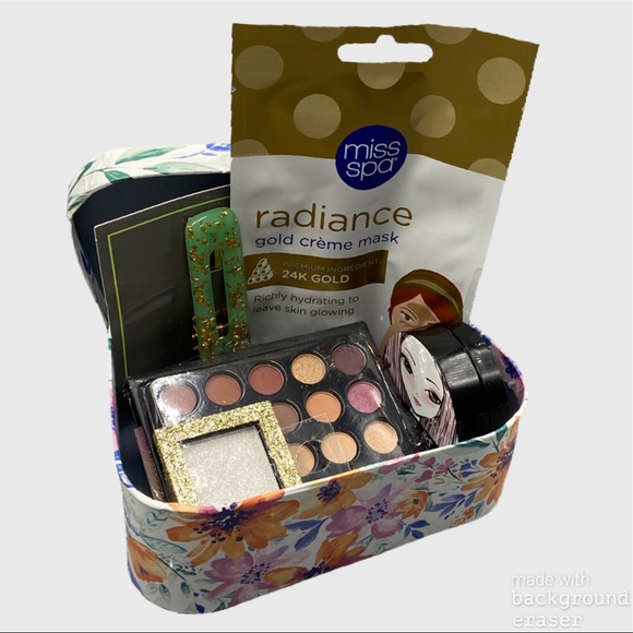 wet n wild Other - Woman’s gift in a purse shaped box